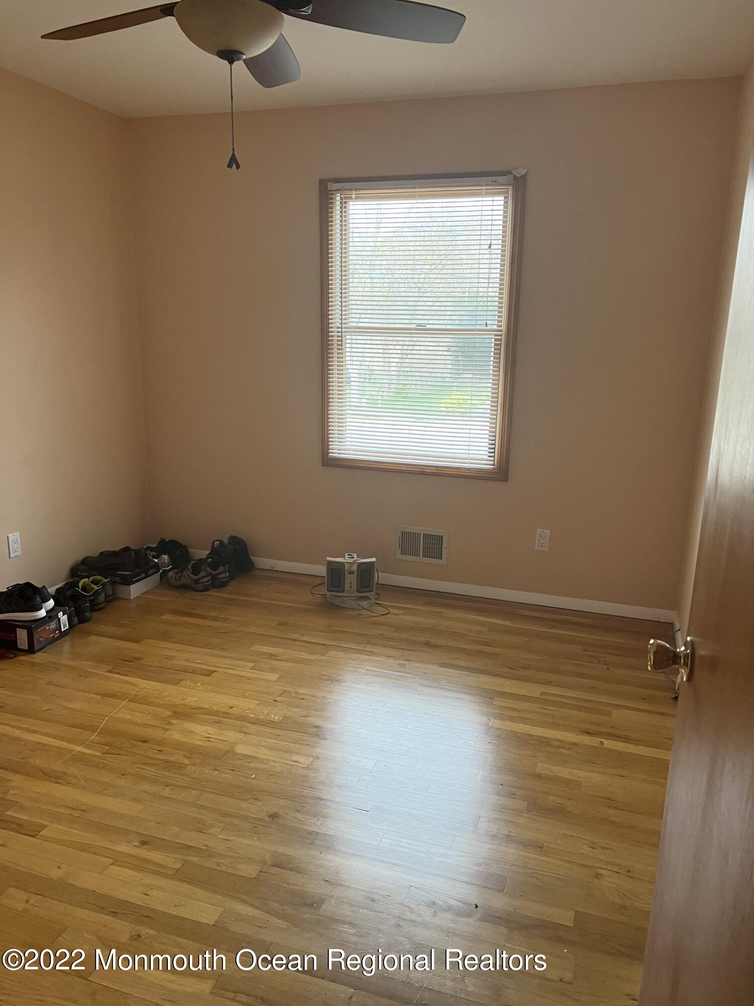 40 Pierson Road Toms River, NJ 08753 - Photo 6 of 9 Bdrm2