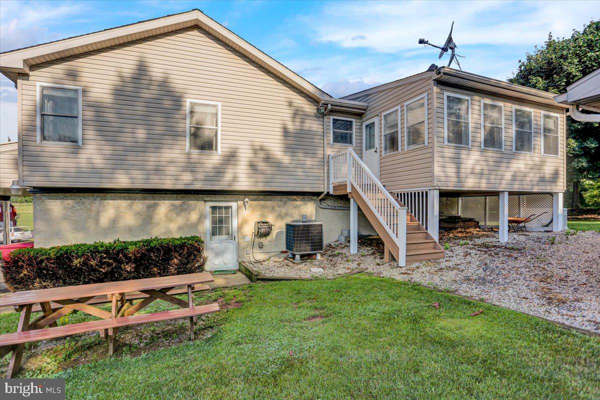 1203 Sportsman Road Robesonia, PA 19551 - Photo 21 of 31 Gallery Image 21