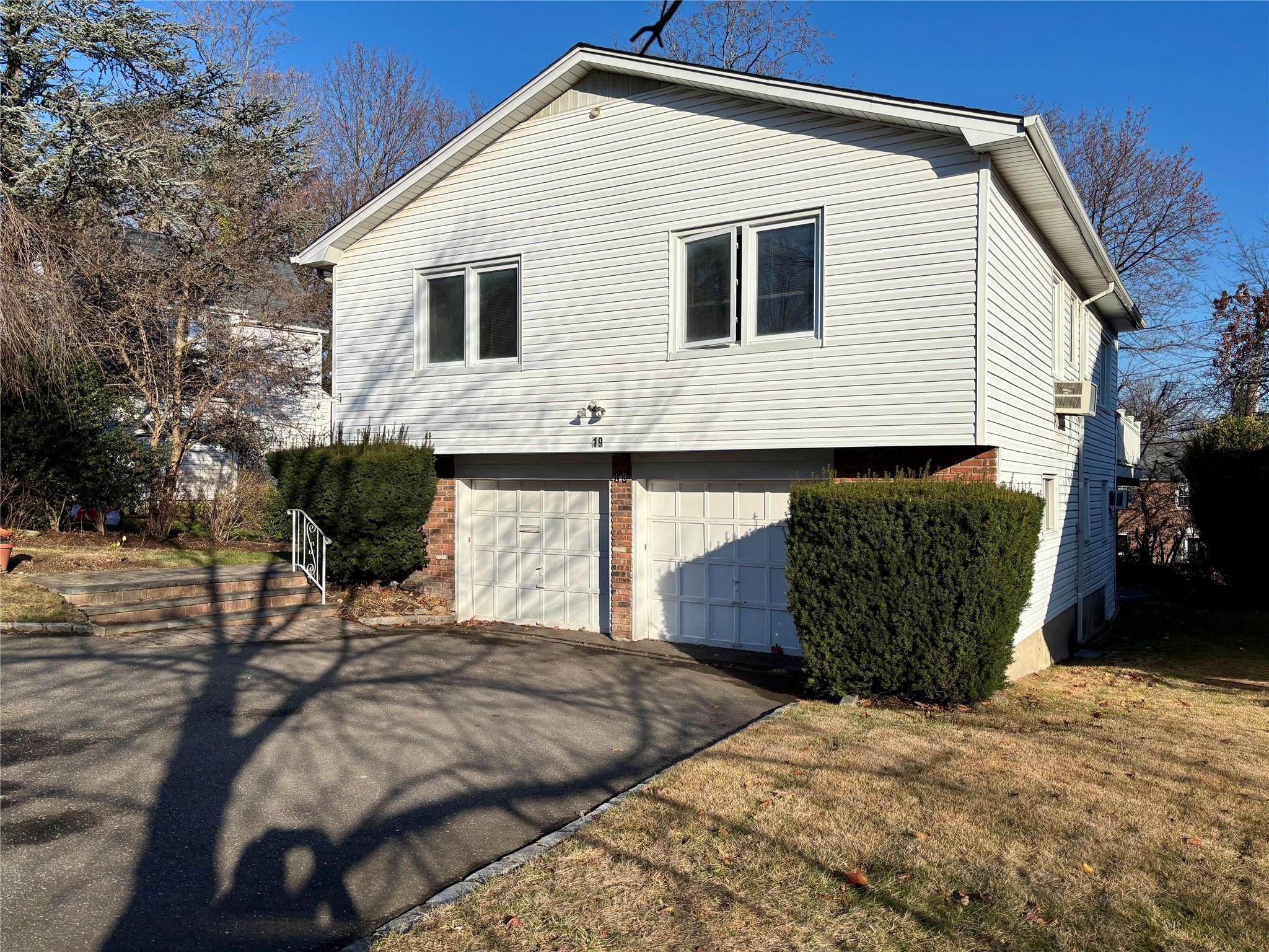 19 Windsor Road Great Neck, NY 11021 - Photo 1 of 1