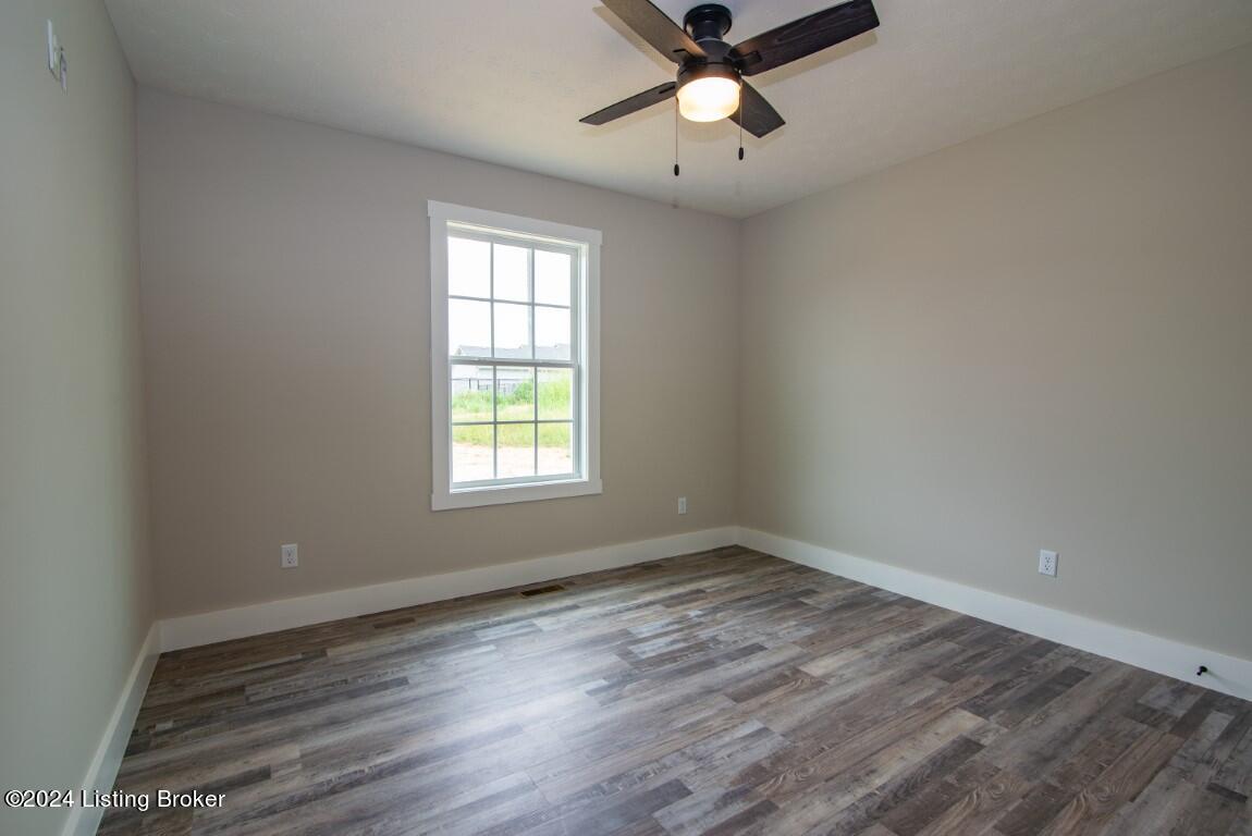 4586 Dripping Springs Road Glasgow, KY 42141 - Photo 19 of 51 4836 Dripping Spr-740