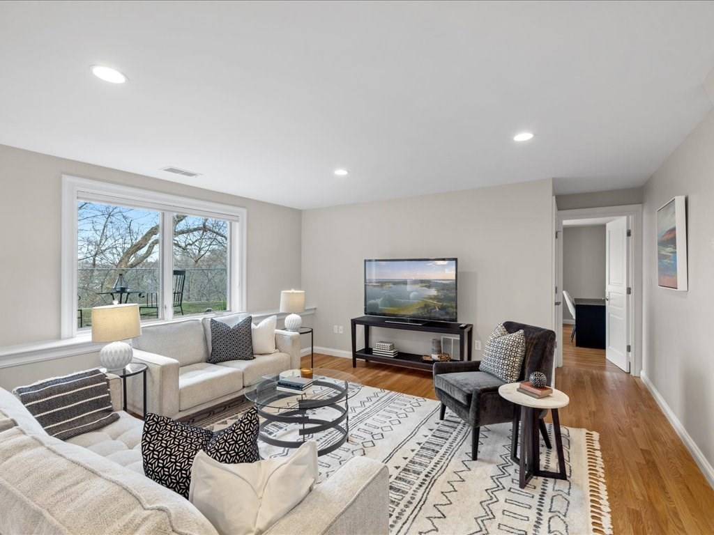 36 Sky View Circle Newton, MA 02459 - Photo 31 of 40