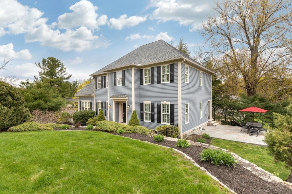 5 Paul Revere Road Lexington, MA 02421 - Photo 22 of 25 Gallery Image 22