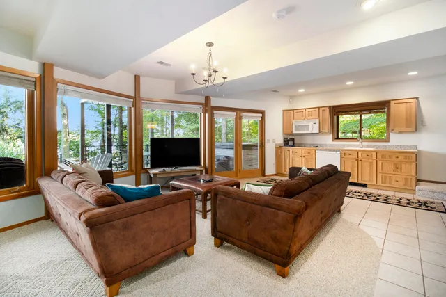 $1,499,000 | 6218 Logger's Lane, Ludington, MI 49431