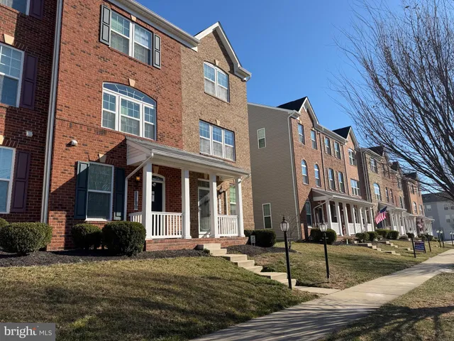 $420,000 | 1730 Featherstone Road, Woodbridge, VA 22191