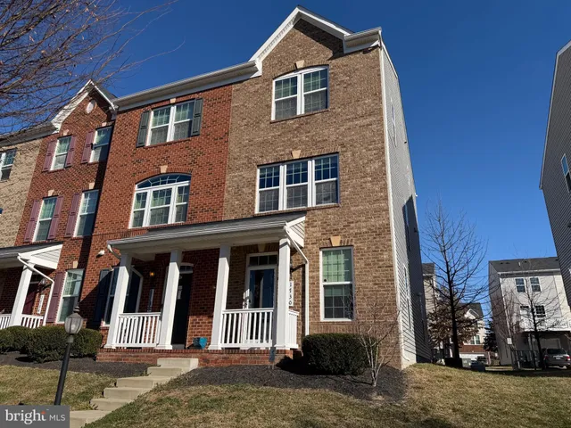 $420,000 | 1730 Featherstone Road, Woodbridge, VA 22191