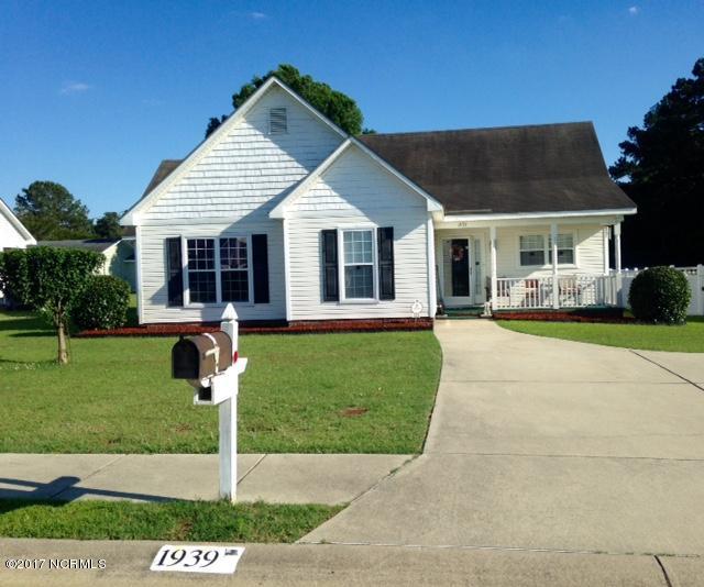 1939 Bridgewood Road Rocky Mount, NC 27804 - Photo 1 of 21 1939 Bridgewood Dr Front
