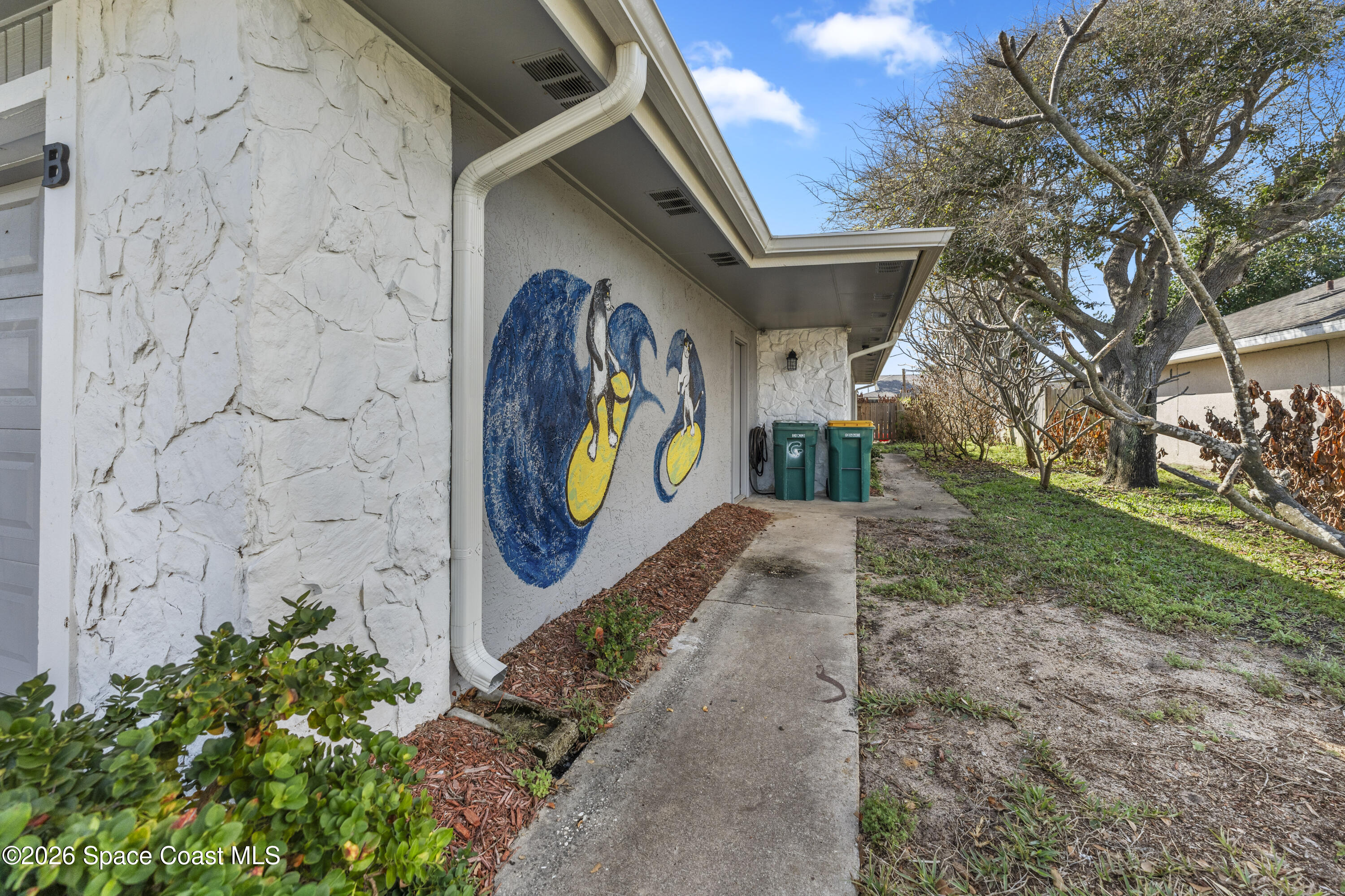 255 Ocean View Lane, Unit B Indialantic, FL 32903 - Photo 2 of 22 DSC06851_1