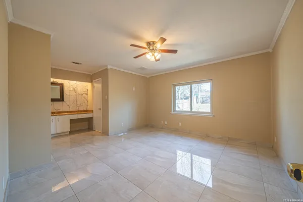 $1,790 | 4918 Brookhead Lane, Schertz, TX 78108
