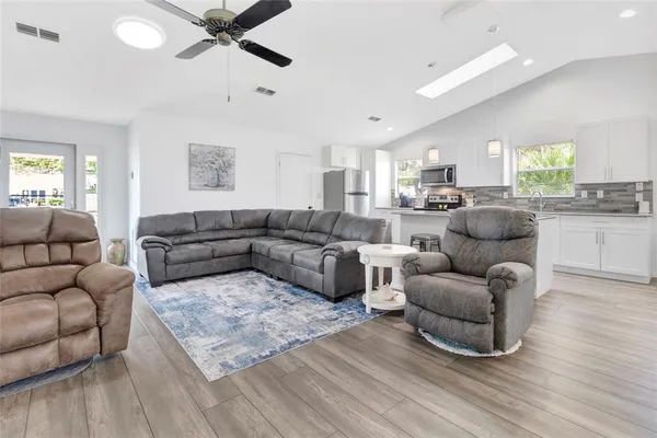 $215,000 | 27 Gordon Court, Leesburg, FL 34788