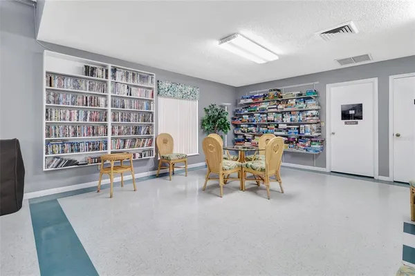 $215,000 | 27 Gordon Court, Leesburg, FL 34788