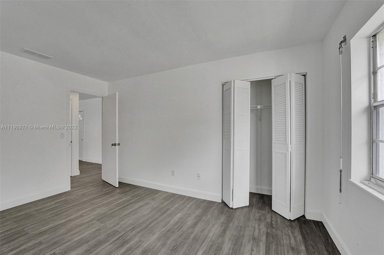 23098 Southwest 55th Avenue Boca Raton, FL 33433 - Photo 25 of 49