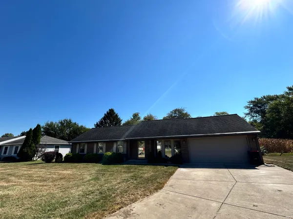$2,750 | 6166 River Bluff Drive, Newburgh, IN 47630