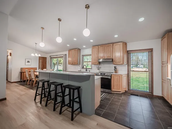$2,750 | 6166 River Bluff Drive, Newburgh, IN 47630