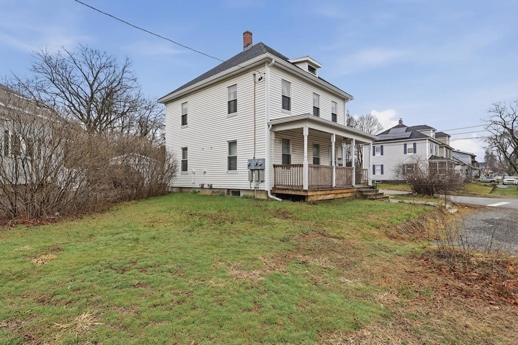 8 Highland Street Clinton, MA 01510 - Photo 2 of 32