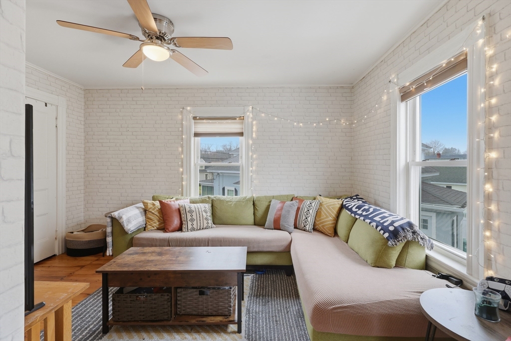 8 Highland Street Clinton, MA 01510 - Photo 22 of 32