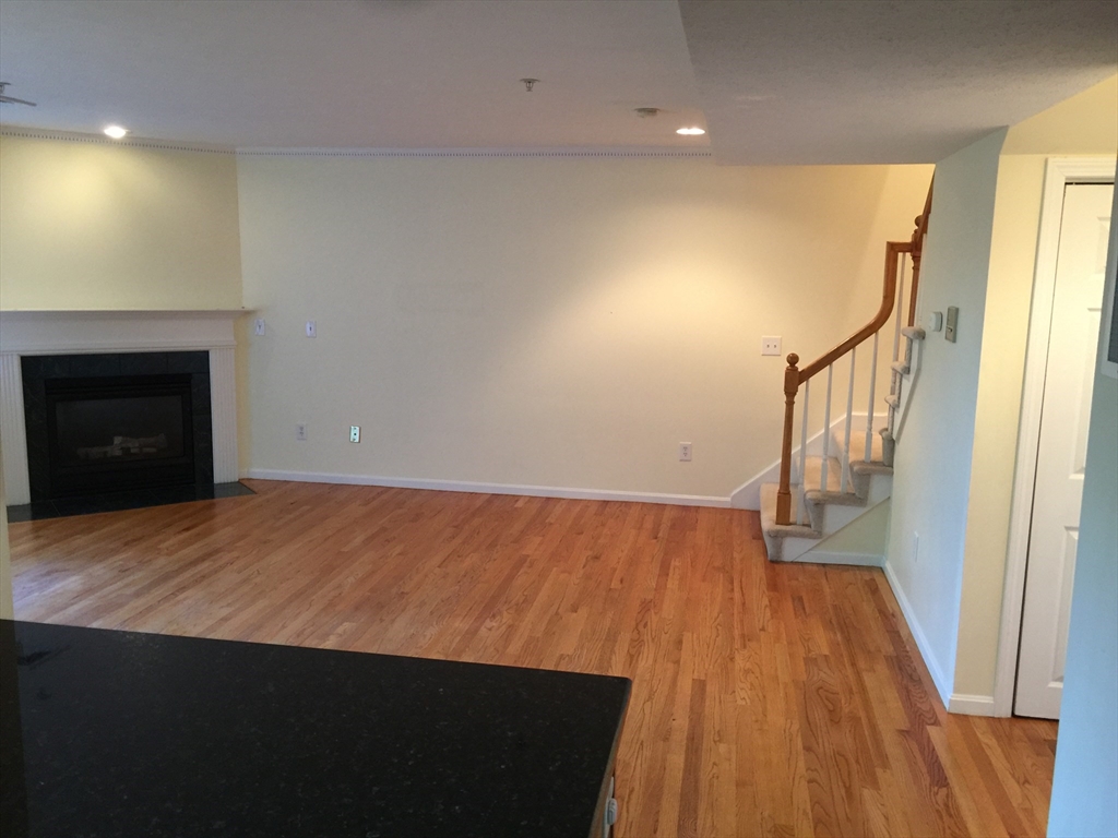 7 Conant Road, Unit 11 Winchester, MA 01890 - Photo 6 of 36