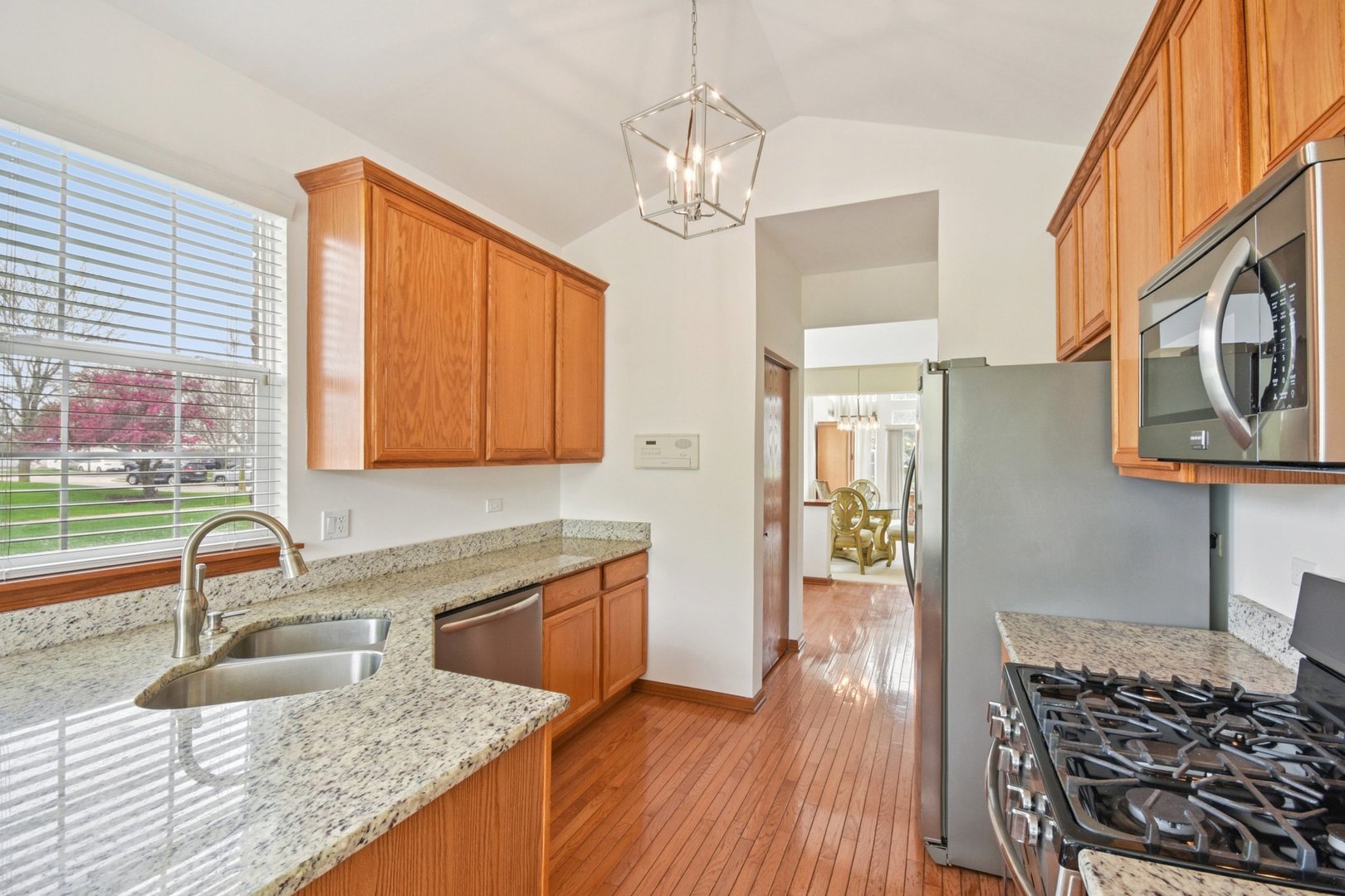 917 Havenshire Road Naperville, IL 60565 - Photo 15 of 46