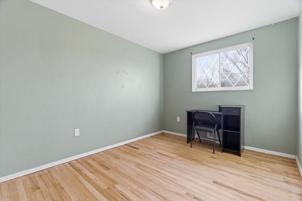 505 Pointview Road Pittsburgh, PA 15227 - Photo 15 of 39