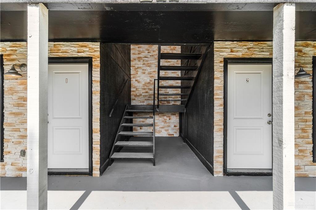 211 Gastel Circle, Unit 2 Edinburg, TX 78539 - Photo 4 of 22 a view of a entryway with stairs