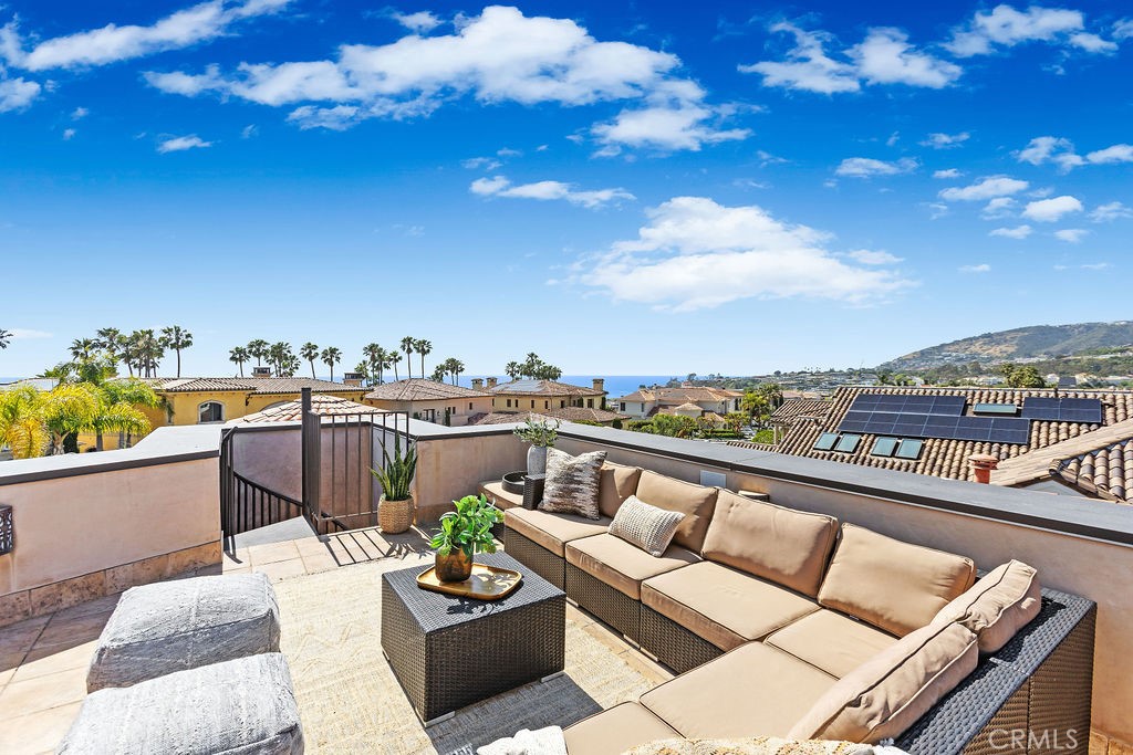 96 Ritz Cove Drive Dana Point, CA 92629 - Photo 2 of 41