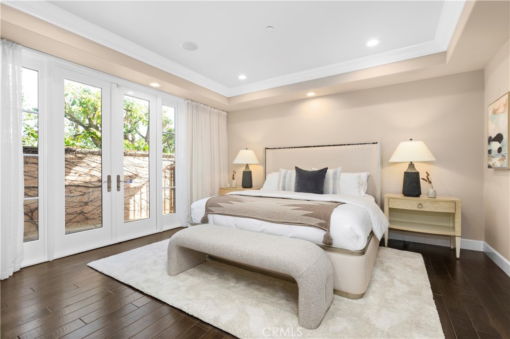 96 Ritz Cove Drive Dana Point, CA 92629 - Photo 24 of 41 Main floor bedroom with ensuite