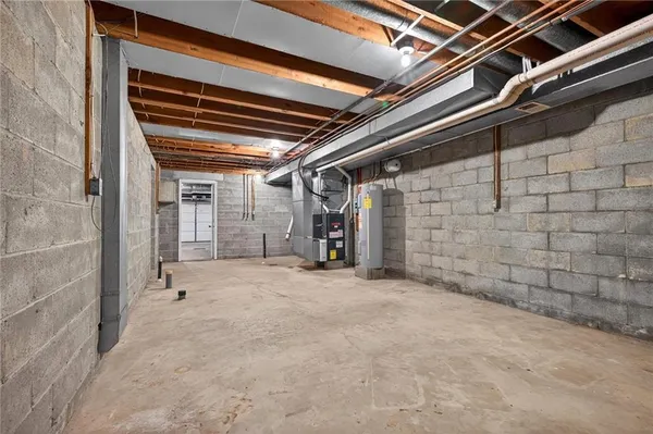 $335,000 | 110 Spring Drive, Apollo, PA 15613