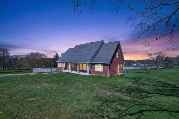 $335,000 | 110 Spring Drive, Apollo, PA 15613