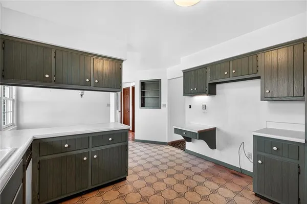 $335,000 | 110 Spring Drive, Apollo, PA 15613