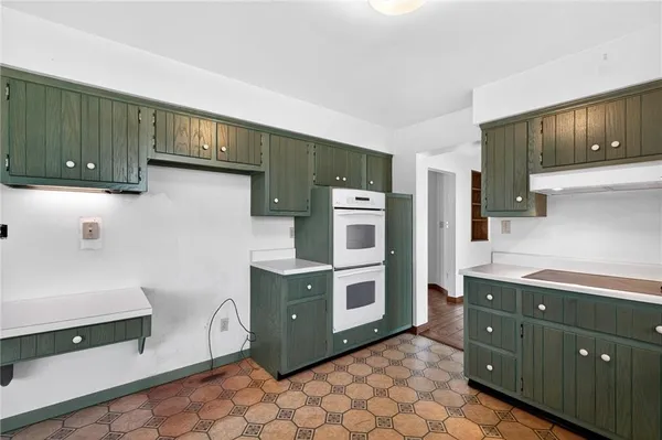 $335,000 | 110 Spring Drive, Apollo, PA 15613