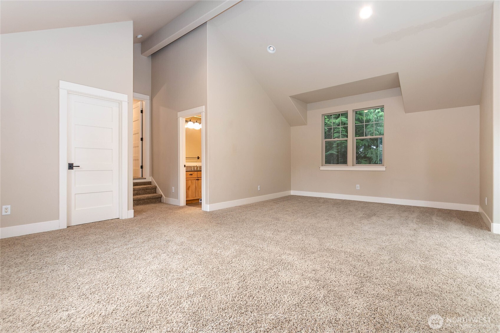 61 Windward Drive Bellingham, WA 98229 - Photo 33 of 36 an empty room with windows and closet