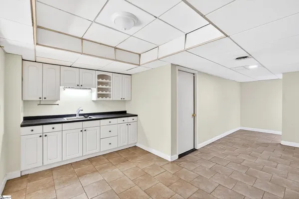 $675,000 | 206 West Killarney Lake, Moore, SC 29369