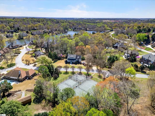 $675,000 | 206 West Killarney Lake, Moore, SC 29369