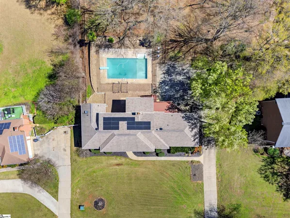 $675,000 | 206 West Killarney Lake, Moore, SC 29369