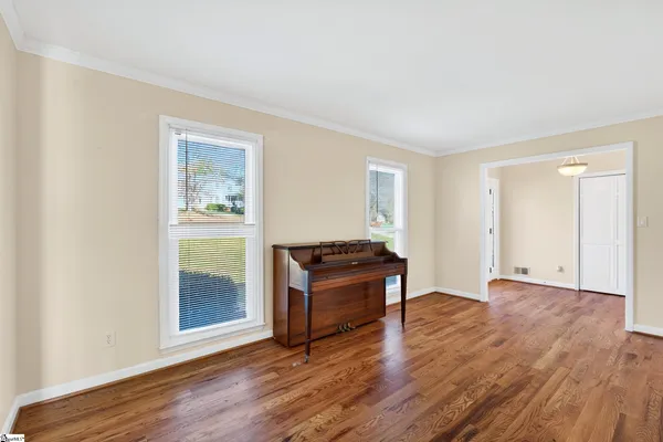 $675,000 | 206 West Killarney Lake, Moore, SC 29369