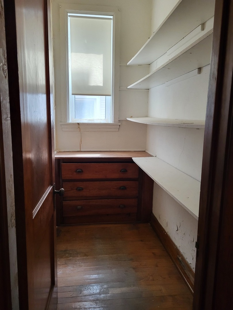 3311 North Ridgeway Avenue Chicago, IL 60618 - Photo 10 of 30 Gallery Image 10
