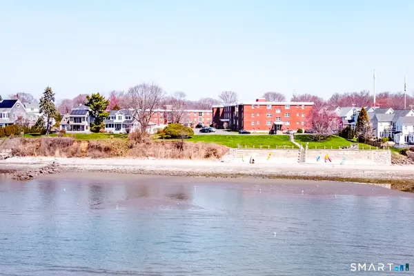 $2,200 | 185 Melba Street, Unit 305, Milford, CT 06460