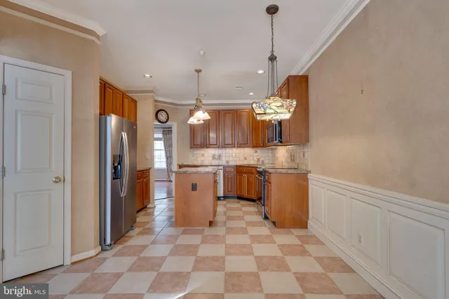 $3,500 | 7305 Shady Glen Drive, Unit 41, Columbia, MD 21046