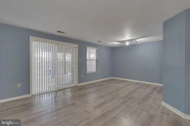 $3,500 | 7305 Shady Glen Drive, Unit 41, Columbia, MD 21046