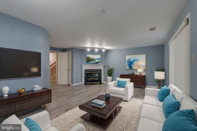 $3,500 | 7305 Shady Glen Drive, Unit 41, Columbia, MD 21046