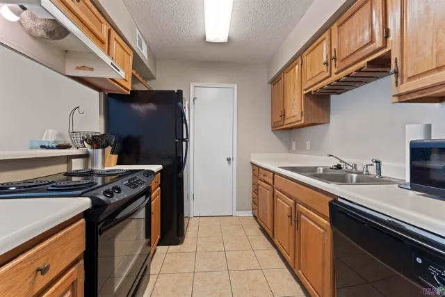 $116,000 | 1983 South Brightside View Drive, Unit 112A, Baton Rouge, LA 70820