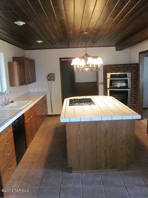 277 South Stallion Ranch Road Benson, AZ 85602 - Photo 6 of 32 Gallery Image 6