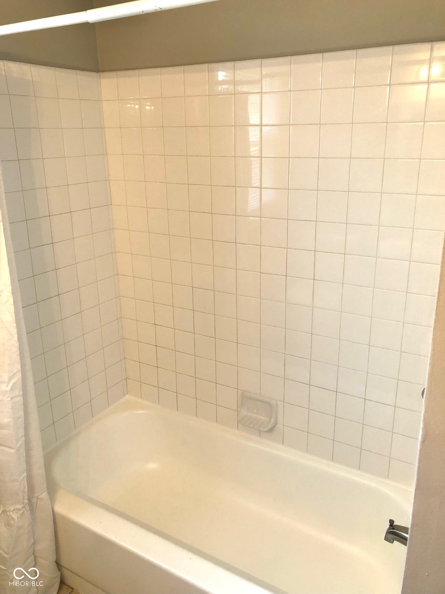 2117 Randall Road Indianapolis, IN 46240 - Photo 12 of 16 Gallery Image 12