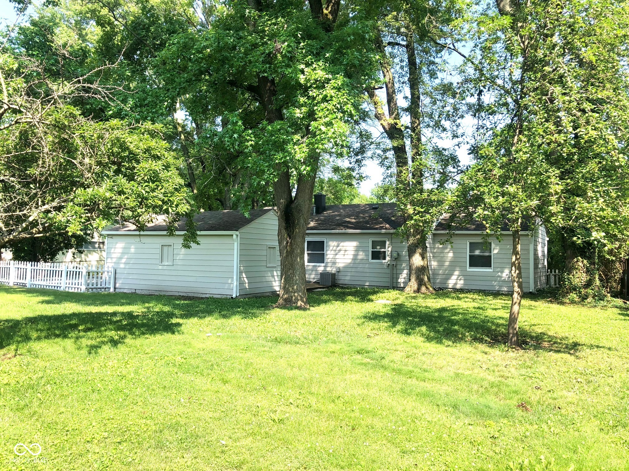 2117 Randall Road Indianapolis, IN 46240 - Photo 5 of 16 Gallery Image 5