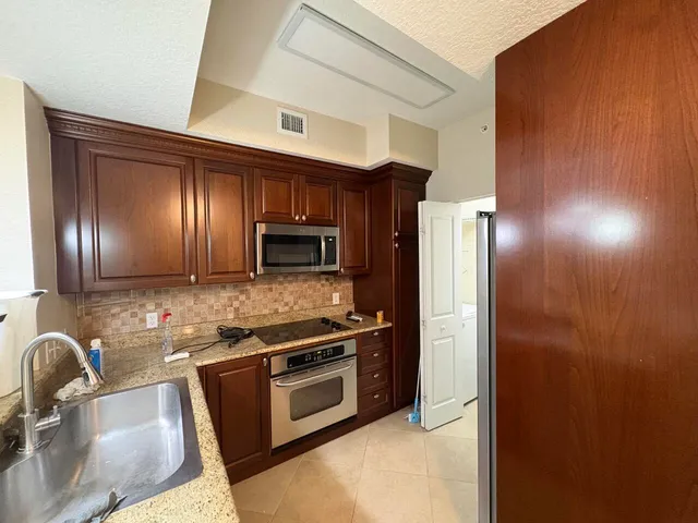 $2,250 | 2216 Renaissance Way, Unit 216, Boynton Beach, FL 33426