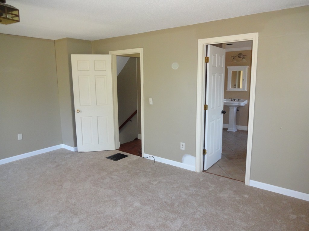 19 Underwood Road Hubbardston, MA 01452 - Photo 16 of 25 Gallery Image 16