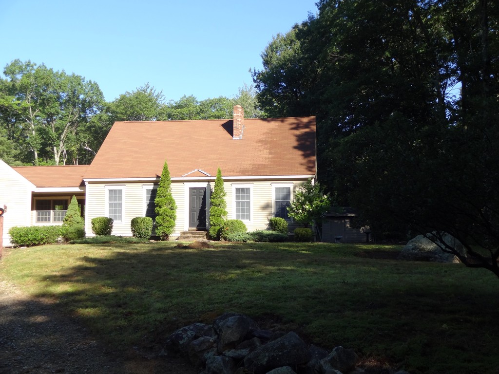 19 Underwood Road Hubbardston, MA 01452 - Photo 2 of 25 Gallery Image 2