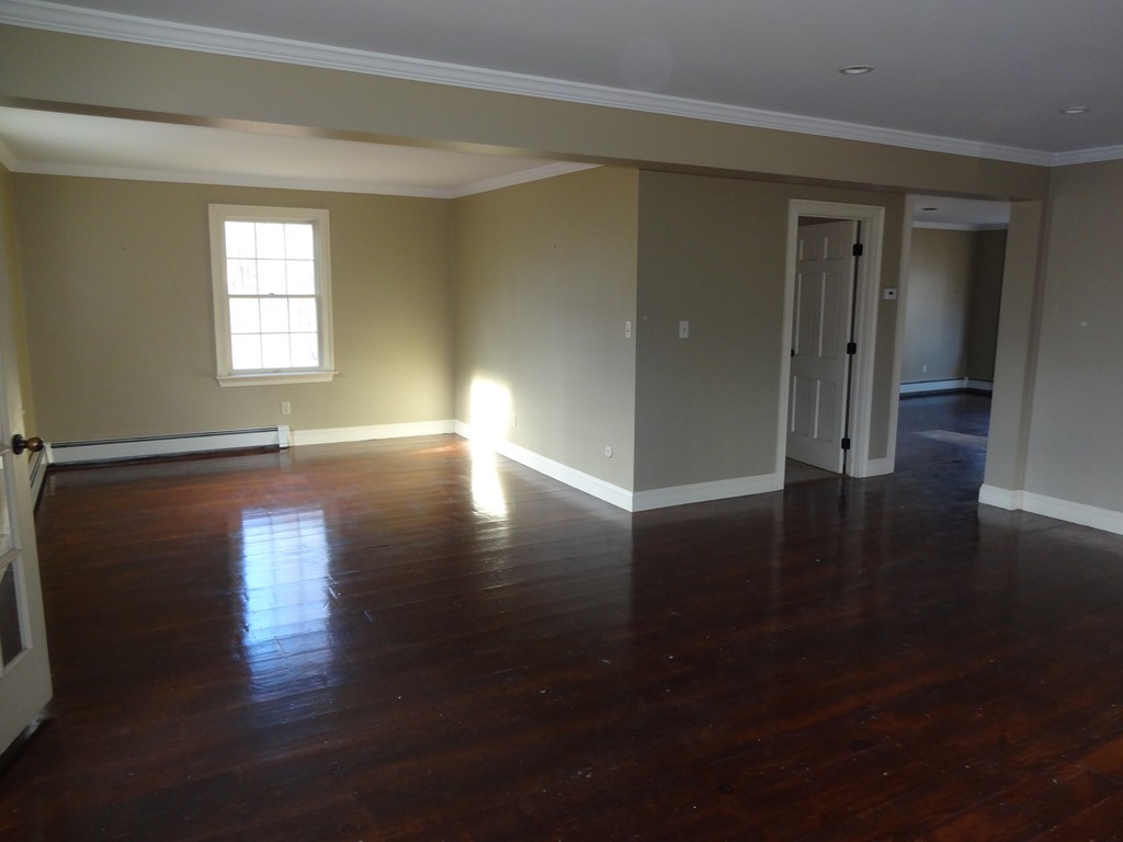 19 Underwood Road Hubbardston, MA 01452 - Photo 3 of 25 Gallery Image 3