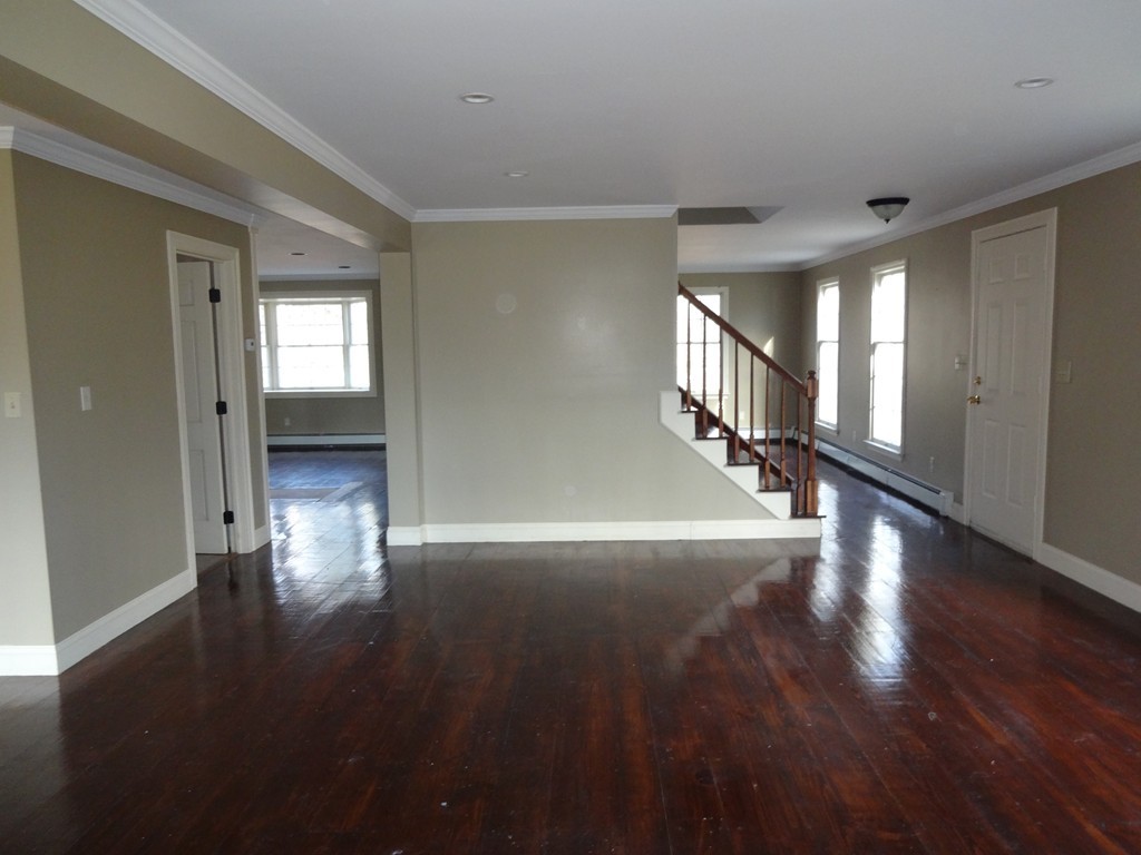 19 Underwood Road Hubbardston, MA 01452 - Photo 4 of 25 Gallery Image 4