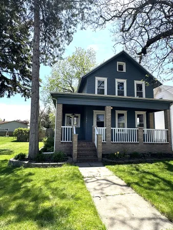 $260,000 | 1341 West 2nd Street, Appleton, WI 54914
