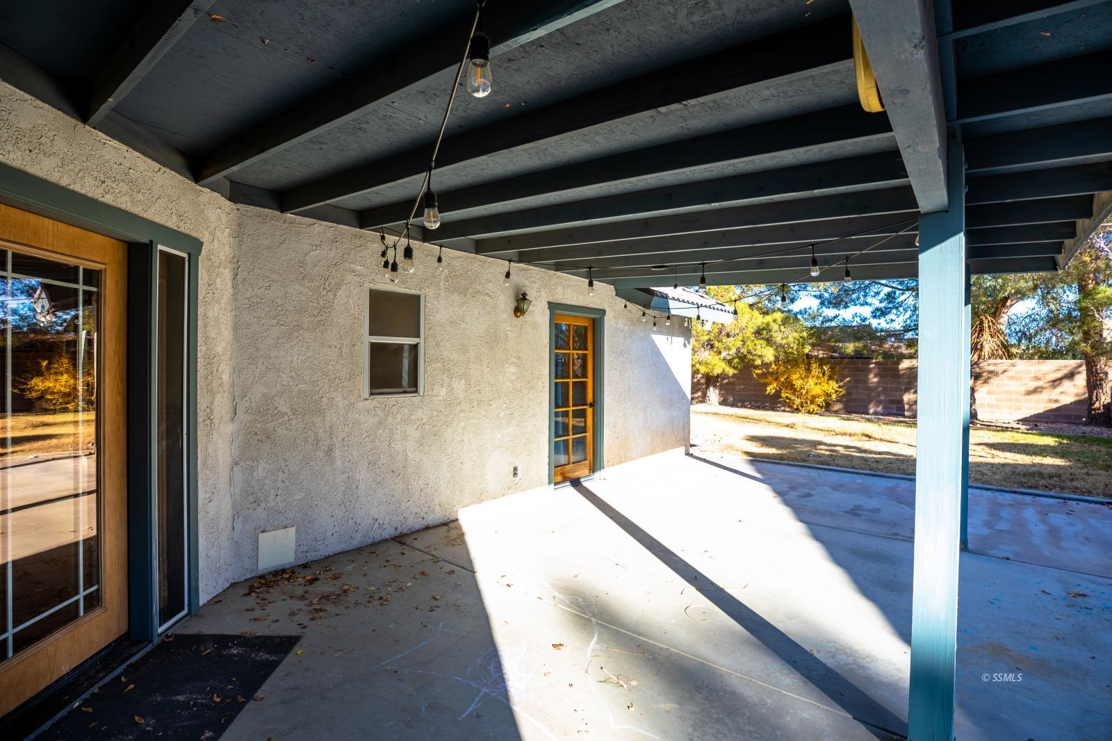 528 Amanda Street Ridgecrest, CA 93555 - Photo 26 of 30 a view of a porch